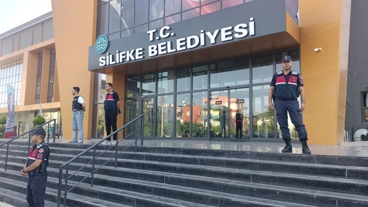 Mersin’de yürütülen rüşvet, irtikap ve ihaleye fesat soruşturmasında gözaltı sayısı