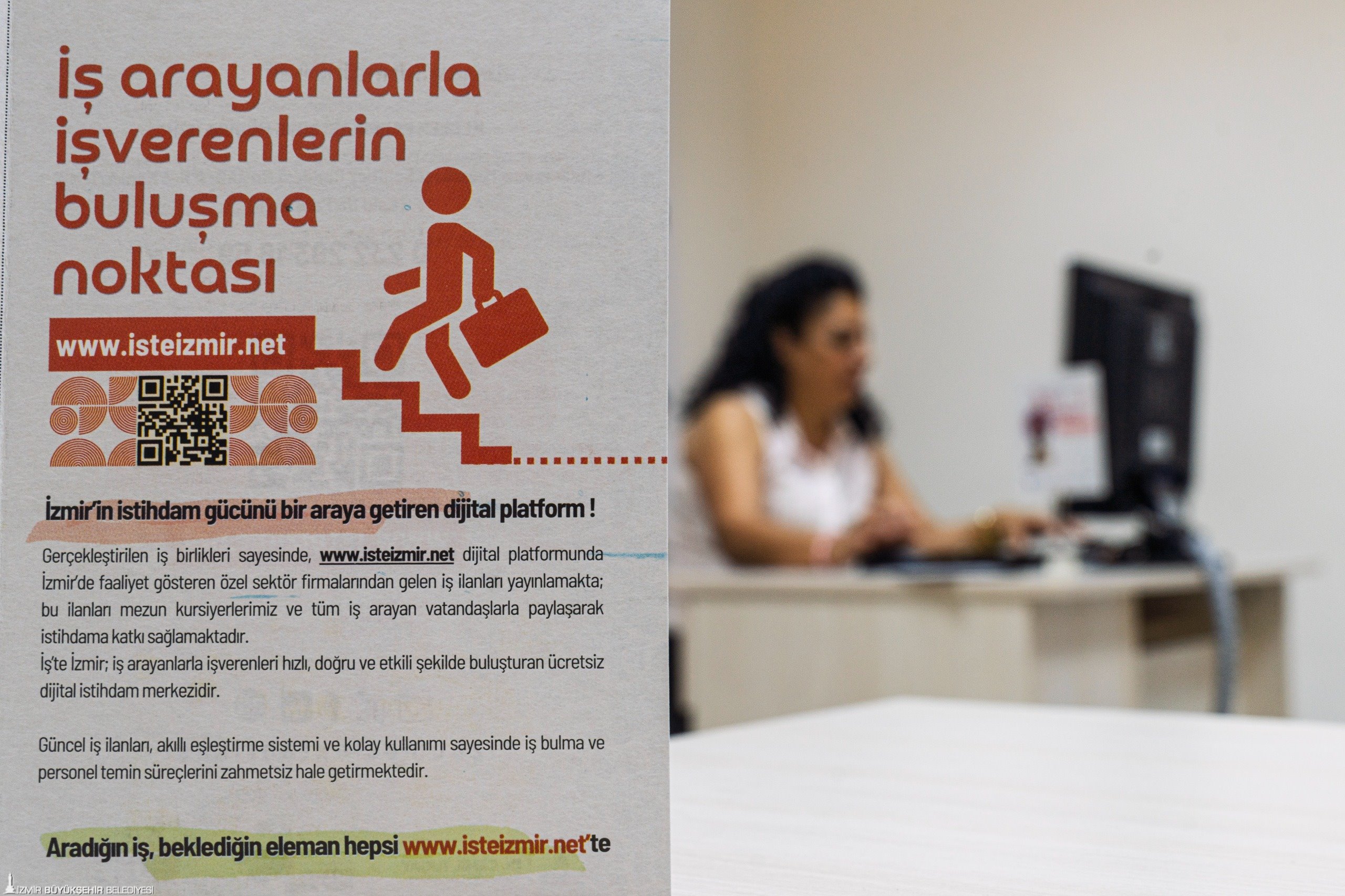 zmir Büyükşehir Belediyesi Meslek Fabrikası, ekonomik kriz ortamında adeta istihdam
