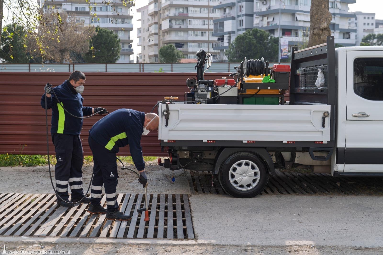 İzmir’de sivrisineğe karşı dev mücadele: 254 bin noktada 12 ay kesintisiz mücadele