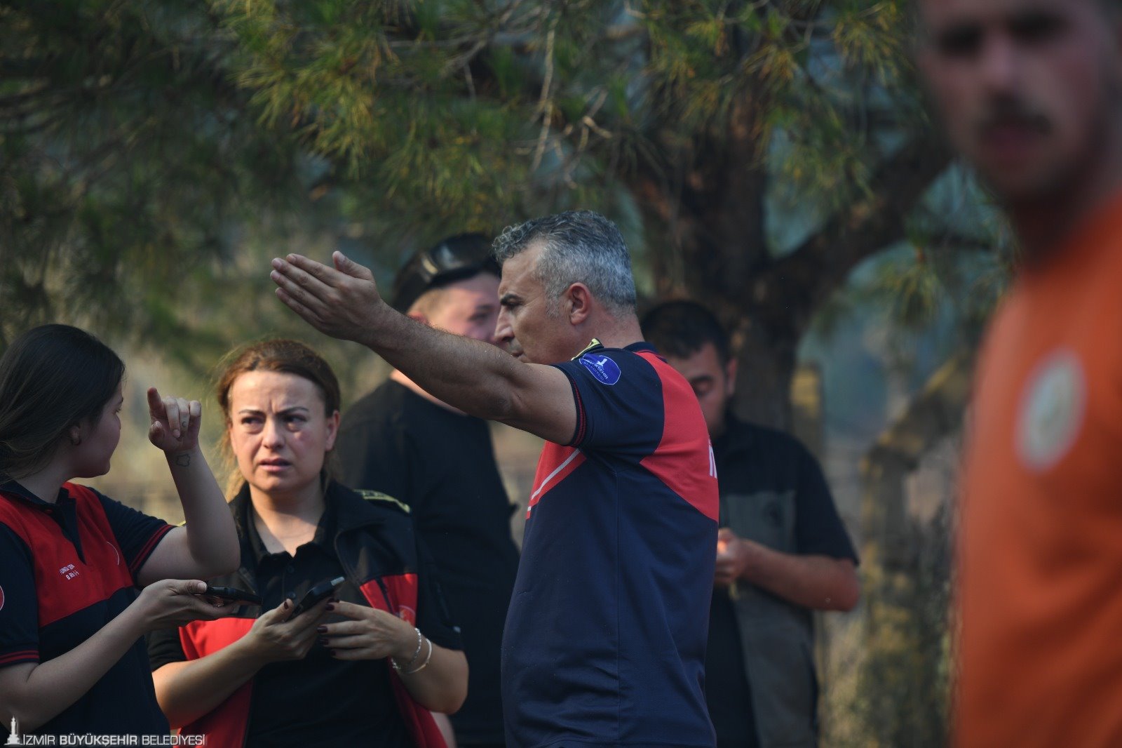 İzmir İtfaiyesi Çandarlı yangını için seferber