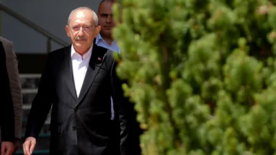 Mahkeme kararıyla geri dönen Kılıçdaroğlu’nu devirmek için başlatılan imza hareketinde