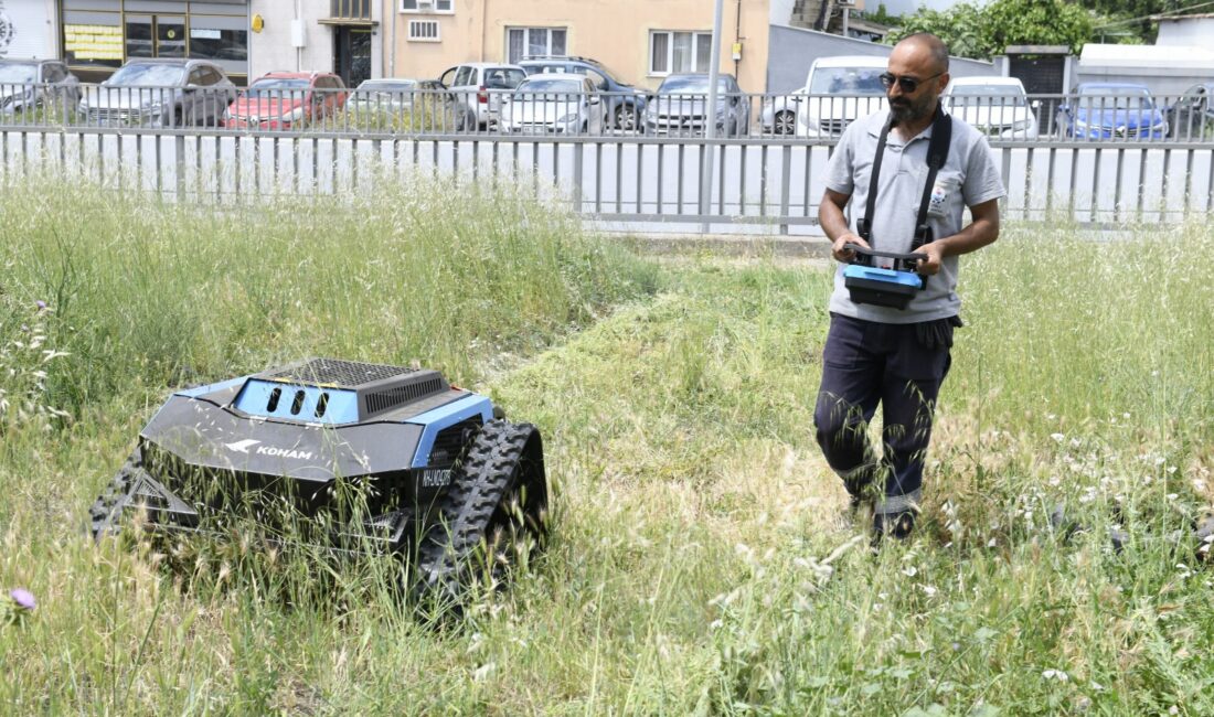Çiğli Belediye Başkanı Onur Emrah Yıldız, ilçedeki zorlu arazilere meydan