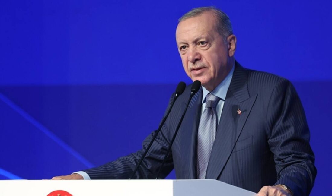 Yenilenebilir Enerji töreninde konuşan Erdoğan, CHP'deki yönetim krizini sert sözlerle