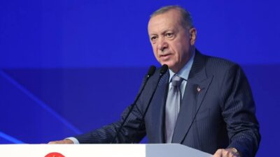 Yenilenebilir Enerji töreninde konuşan Erdoğan, CHP'deki yönetim krizini sert sözlerle