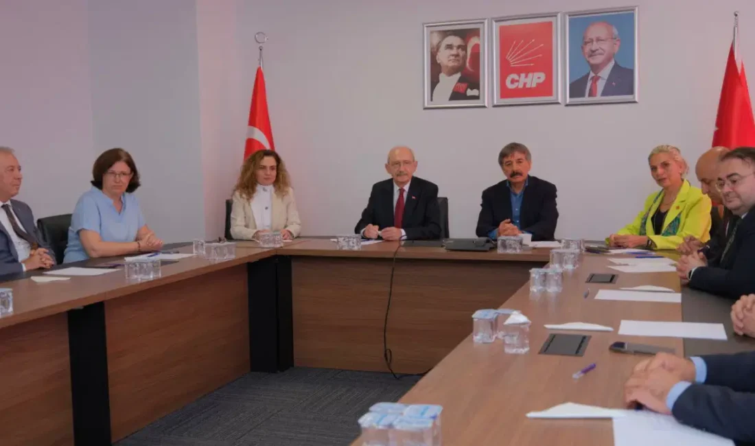 CHP'de mutlak butlan yönetiminin ihraç dalgası büyüyor. Aralarında grup başkanvekillerinin