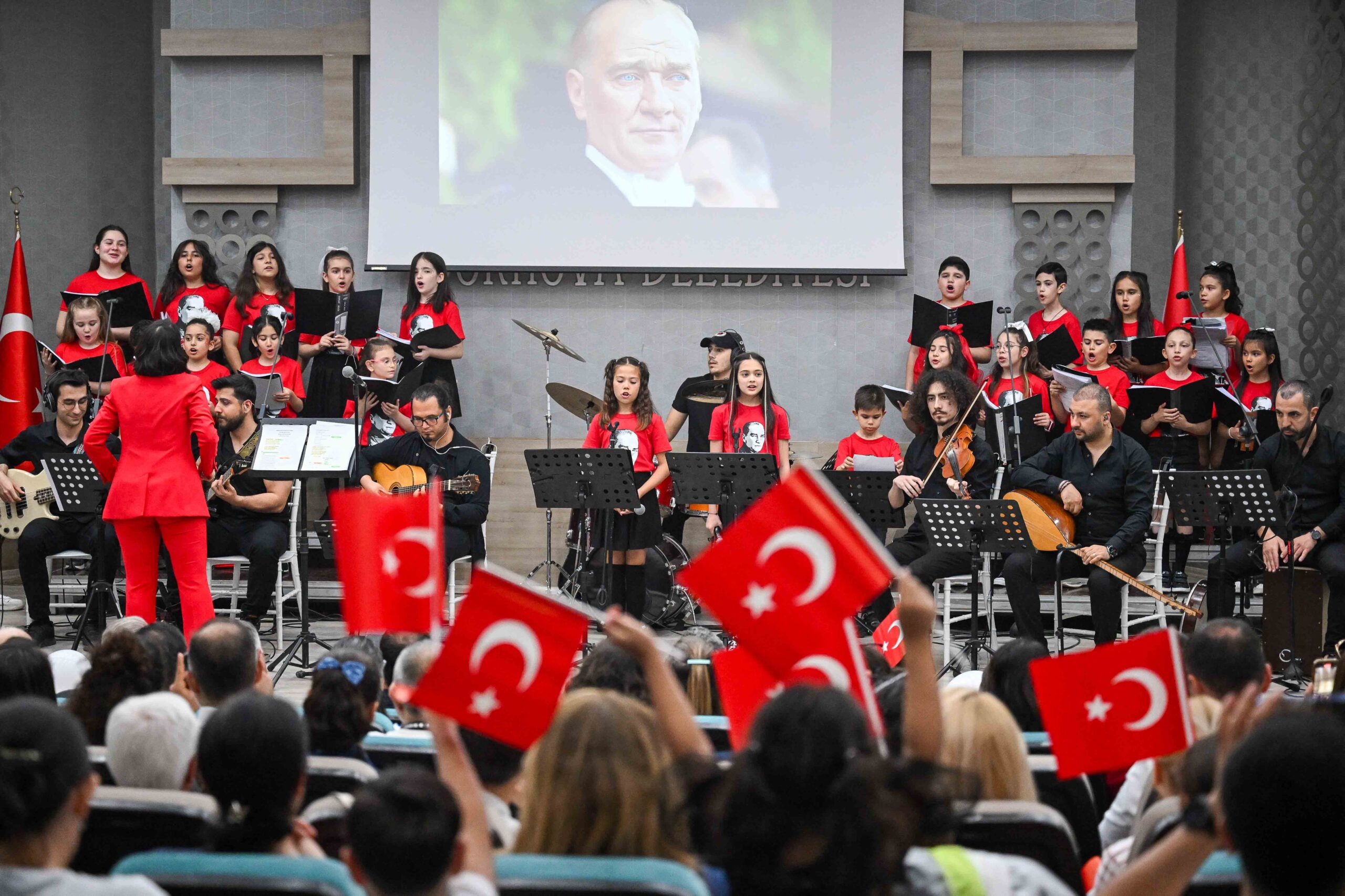 Bornova’da yaz atölyeleri için düğmeye basıldı: Kayıtlar yarın başlıyor!