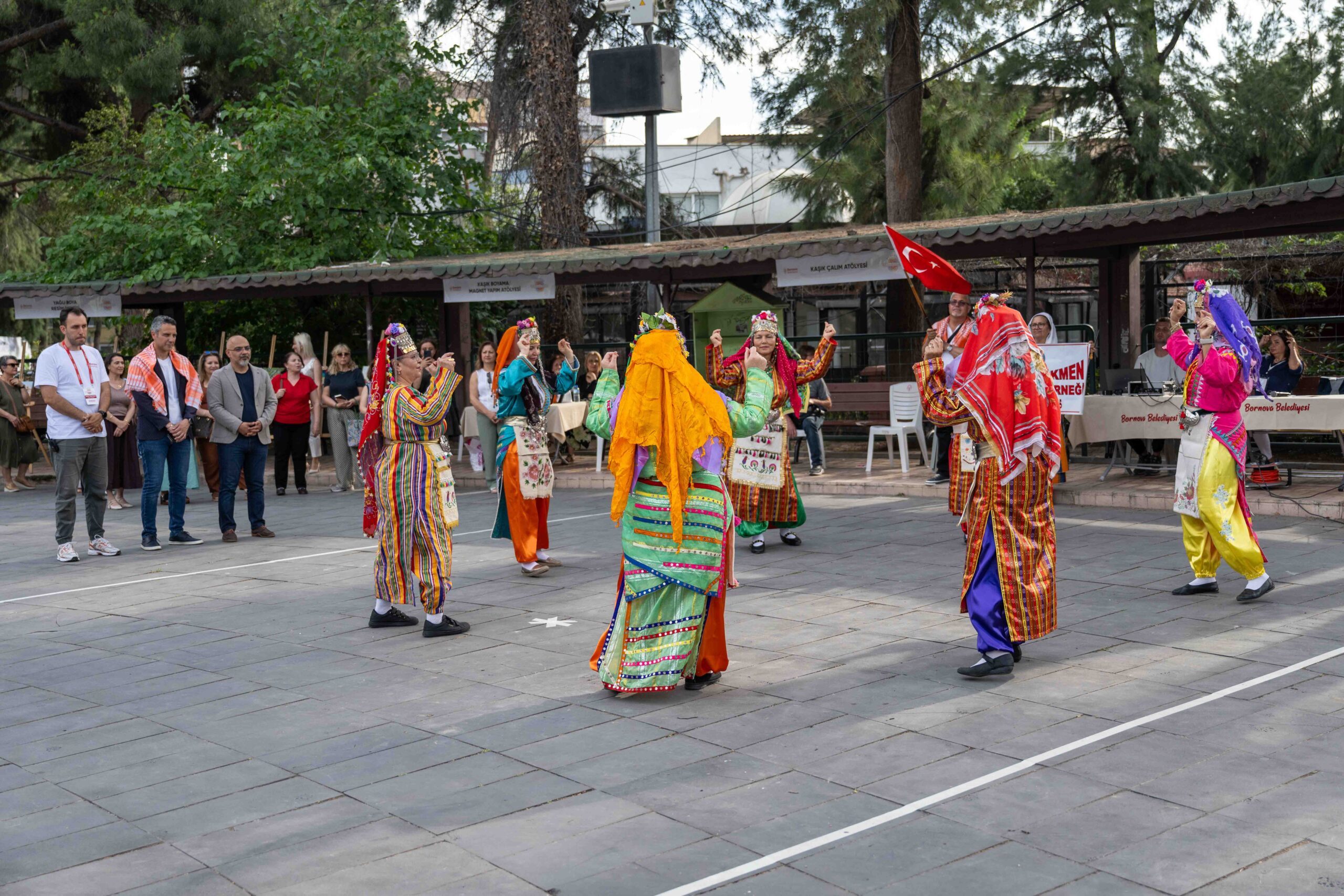 Kaşıkların ritmi Bornova’da yankılandı: Festival başladı