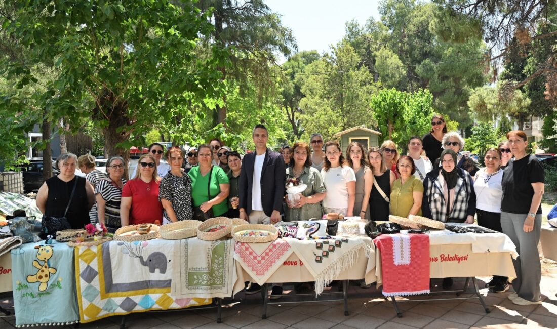 Bornova’da her yaştan vatandaşın el emeği göz nuru çalışmaları Bornovalılarla