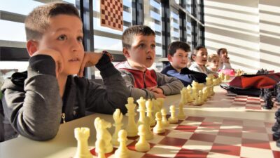 Bornova Belediyesi, ilçedeki kültürel ve sanatsal bağları güçlendirmek, çocukların ve