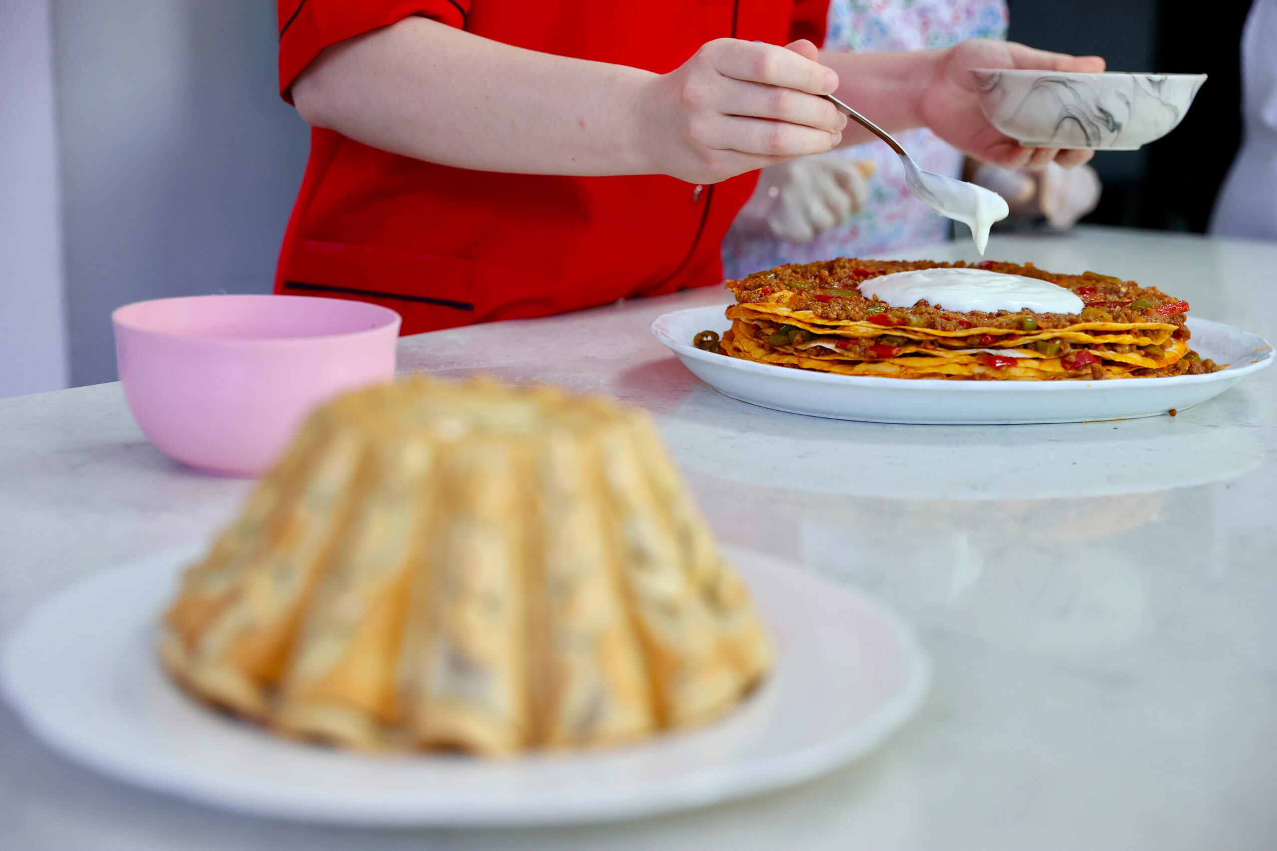 Buca Belediyesi’nin Halk Eğitimi Merkezi iş birliğiyle hayata geçirdiği aşçılık