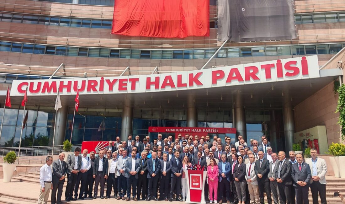 Olağanüstü kurultay tartışmalarında flaş gelişme! İzmir İl Başkanı Çağatay Güç,