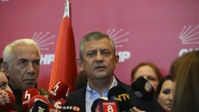 CHP’de yönetim organlarının düşmesiyle sonuçlanan istifa depremi ve "mutlak butlan"