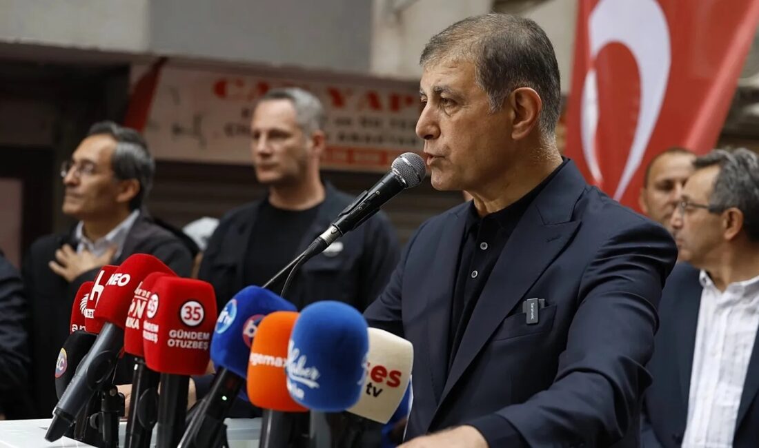 CHP’den istifa eden İzmir Büyükşehir Belediye Başkanı Cemil Tugay, kararının