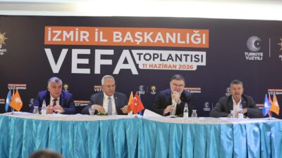 AK Parti İzmir İl Başkanı Bilal Saygılı ev sahipliğinde, eski