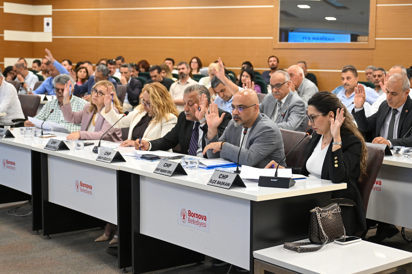 Bornova’dan Avrupa’ya dev köprü: Dev enstitüyle protokol imzalandı 2 Bornova’dan Avrupa’ya dev köprü: Dev enstitüyle protokol imzalandı
