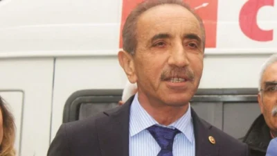 Şafak operasyonuyla gözaltına alınan Balçova Belediye Başkanı Onur Yiğit’in babası,