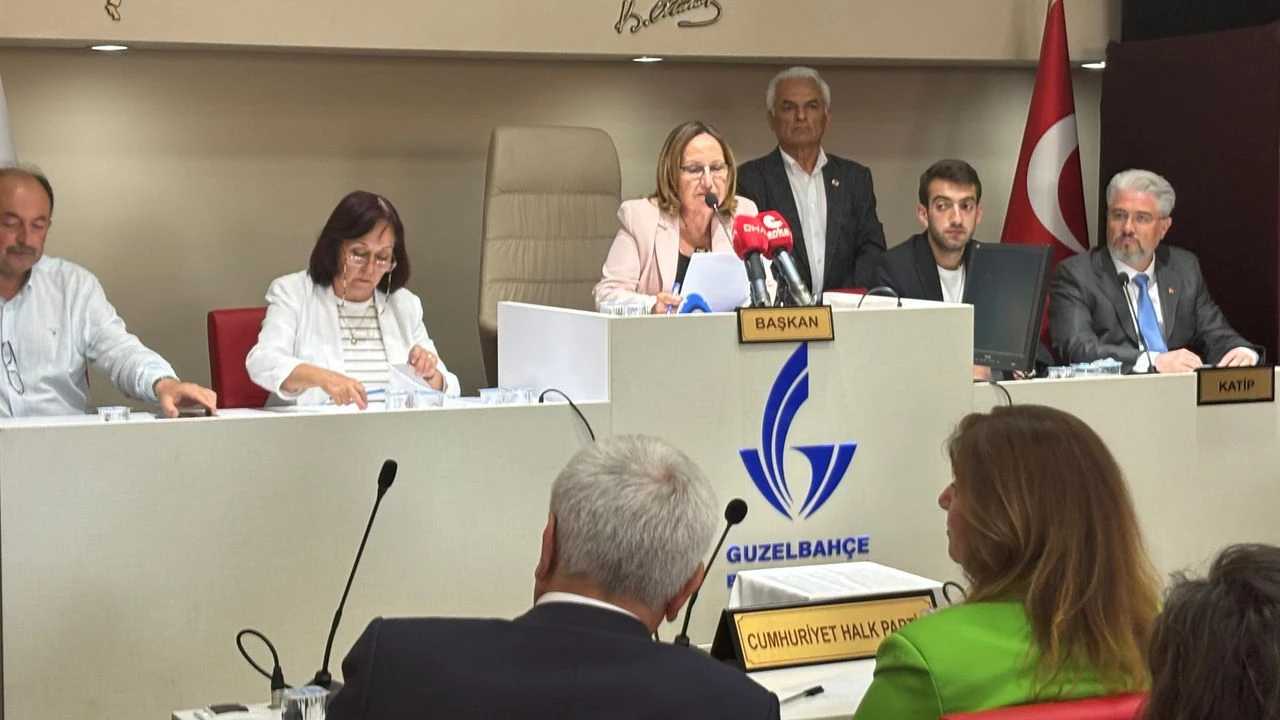 Tutuklanarak görevden uzaklaştırılan Güzelbahçe Belediye Başkanı Mustafa Günay’ın yerine seçilecek