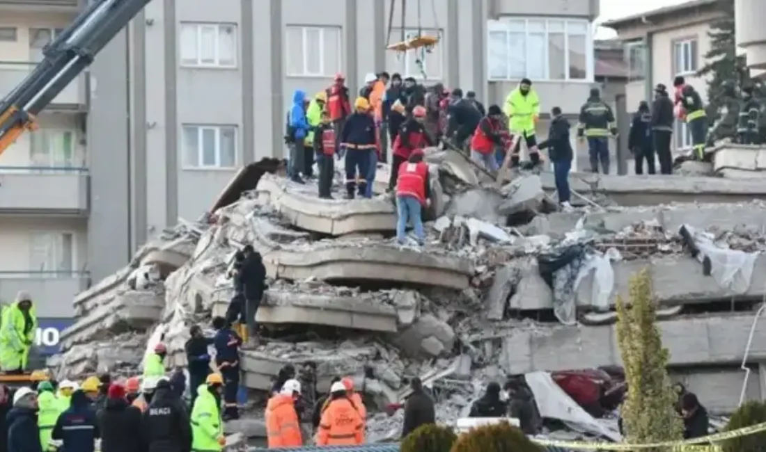Gaziantep'te 6 Şubat depremlerinde 10 kişinin hayatını kaybettiği Bahar Apartmanı