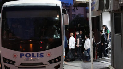 İzmir merkezli 4 ilde düzenlenen büyük rüşvet ve usulsüzlük operasyonunda
