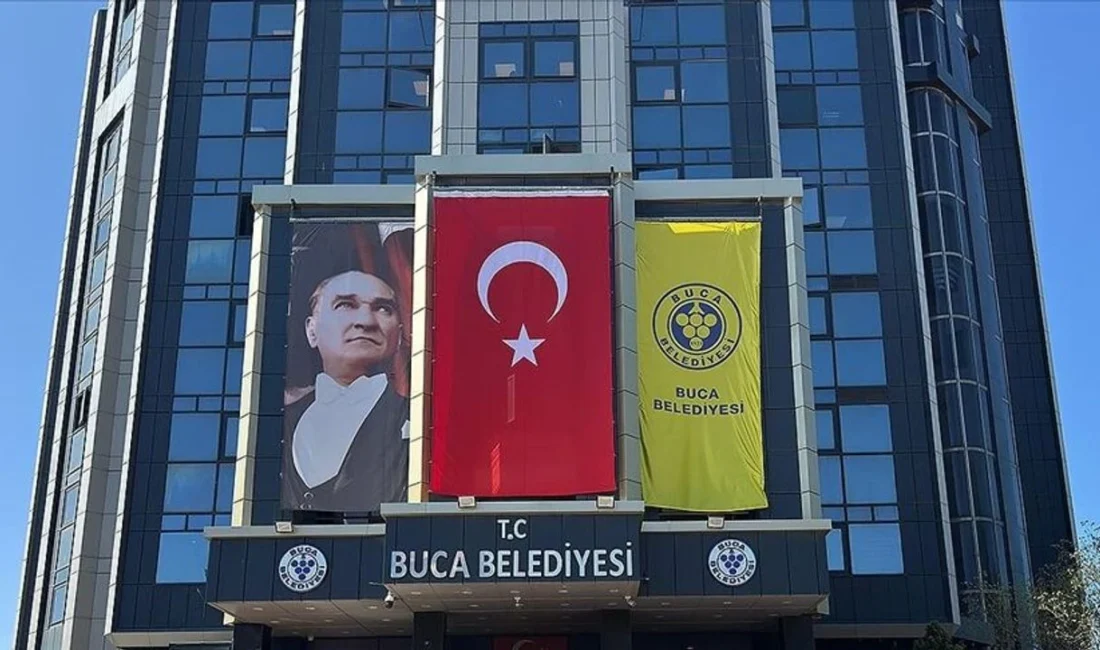 İzmir Cumhuriyet Başsavcılığı'nın yürüttüğü yolsuzluk soruşturması kapsamında Buca Belediyesi'ne sabah