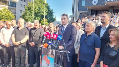 CHP İzmir İl Başkanı Çağatay Güç, Güzelbahçe ve Buca belediyelerine