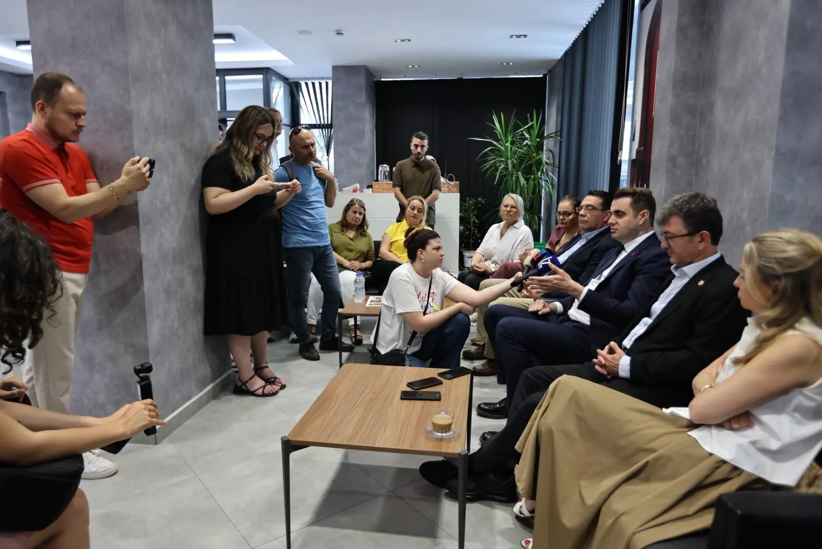 Güç'ten istifa yorumu: 'Tugay'ın kararı kişisel; partiyle bağı sürüyor'