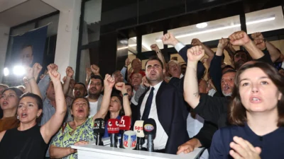 CHP Merkez Yönetim Kurulu kararıyla görevden alınmasının ardından İzmir İl