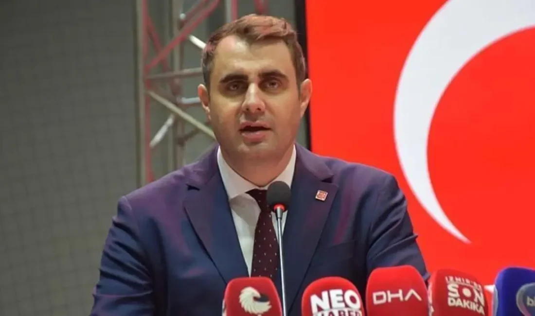 İzmir Büyükşehir Belediye Başkanı Cemil Tugay, Başkan Vekili Levent Yıldır