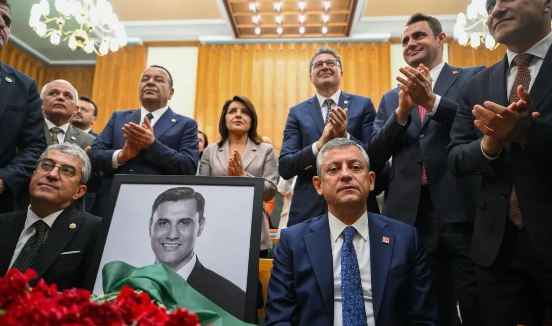 Cumhuriyet Halk Partisi'nde salı günkü grup toplantısı öncesinde tırmanan liderlik