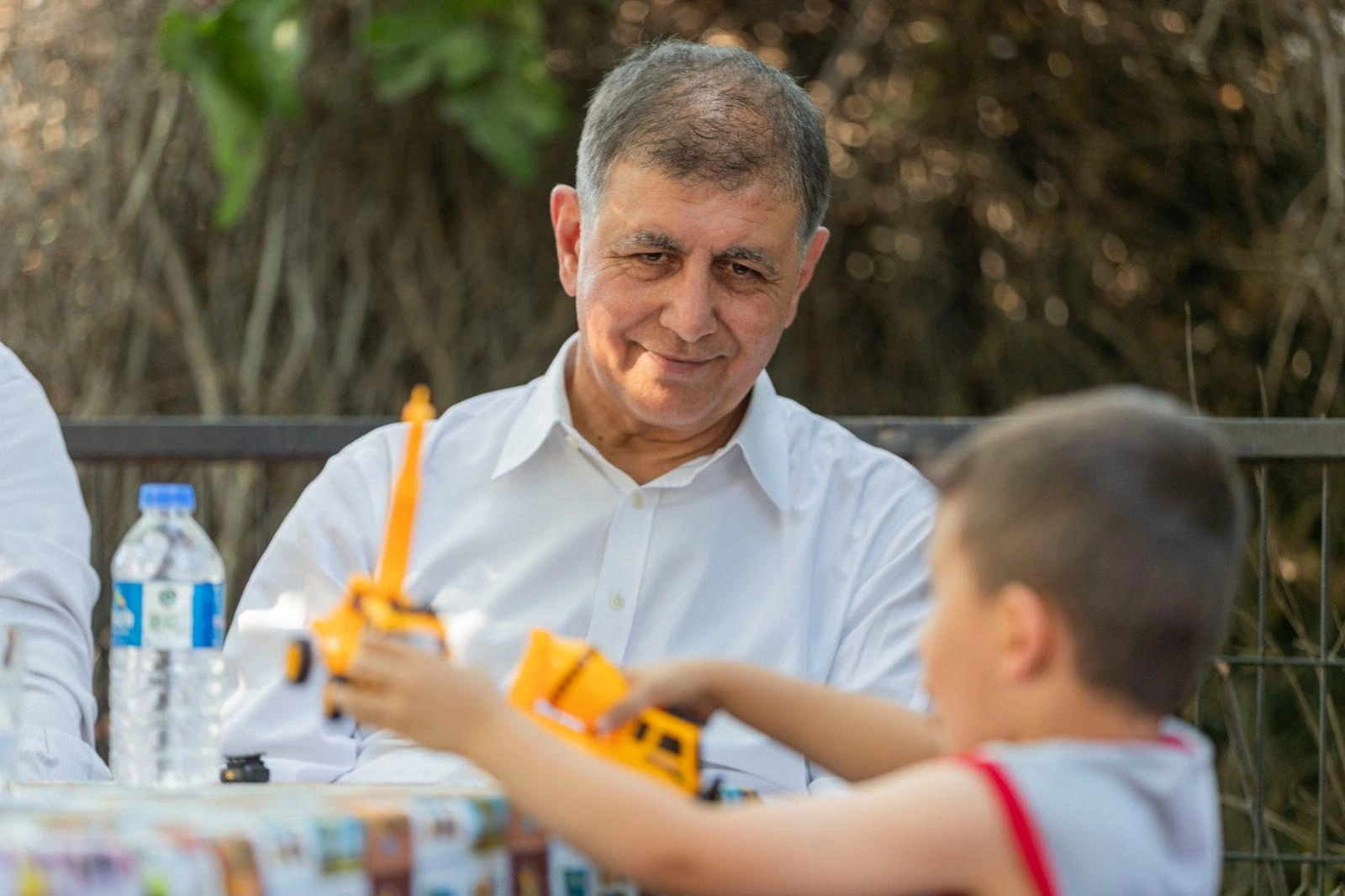 Başkan Tugay Küçük Menderes turunda: Hizmet rotasını en uzak ilçeden çizdi 3 Başkan Tugay Küçük Menderes turunda: Hizmet rotasını en uzak ilçeden çizdi