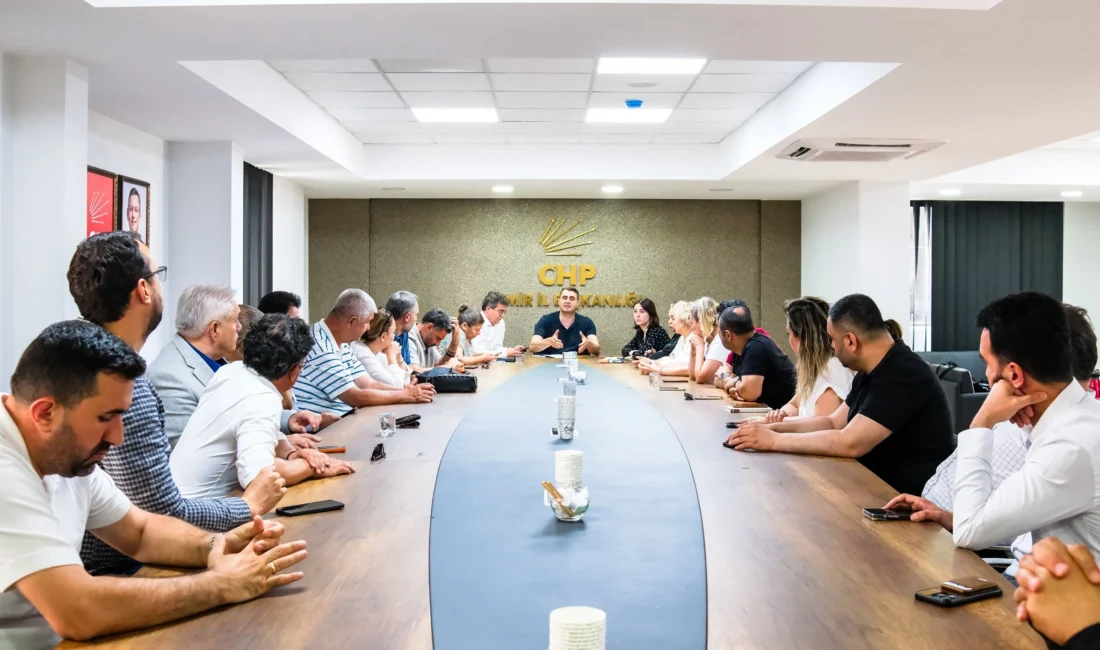 CHP İzmir İl Başkanı Çağatay Güç, görevden alınacağı iddialarının gölgesinde
