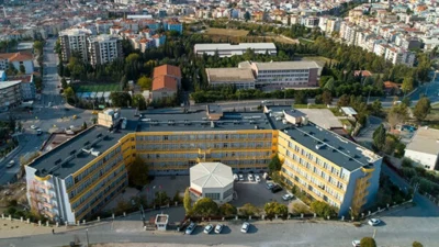 Dokuz Eylül Üniversitesi bilgi sistemlerine yönelik yüksek etkili bir siber