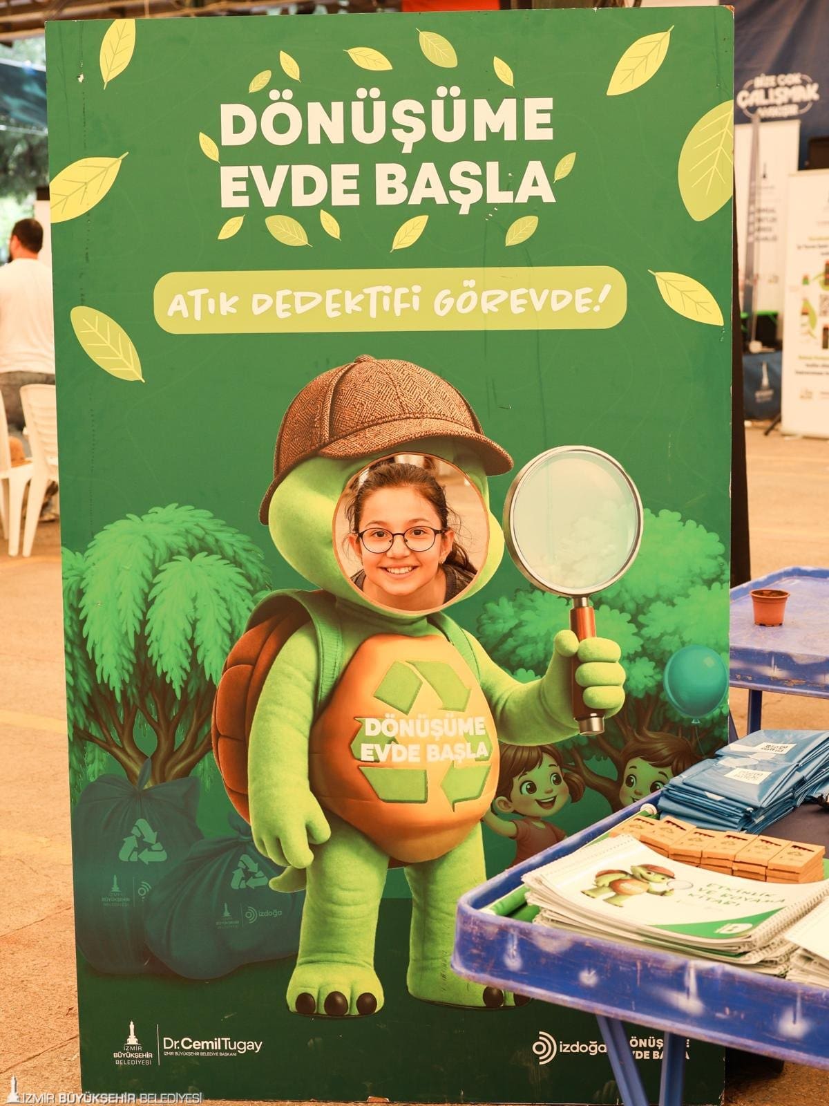 Evdeki atıklar toprağa can oluyor: Organik hazine hayat oluyor