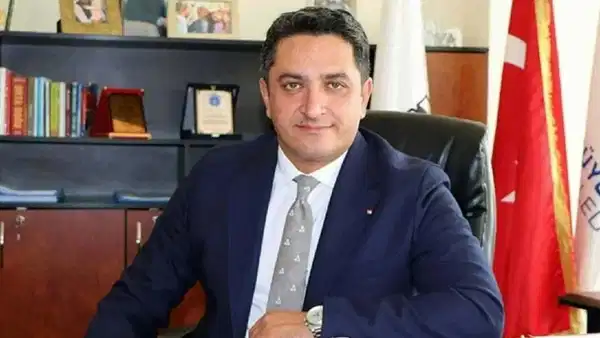 İzmir Büyükşehir Belediyesi iştiraklerinden İZBETON’un eski Genel Müdürü Heval Savaş