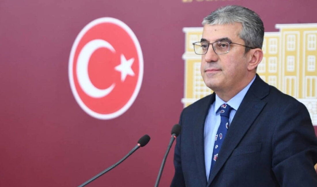 Mahkeme kararıyla CHP yönetimini devralan kadrolar tarafından kesin ihraç istemiyle