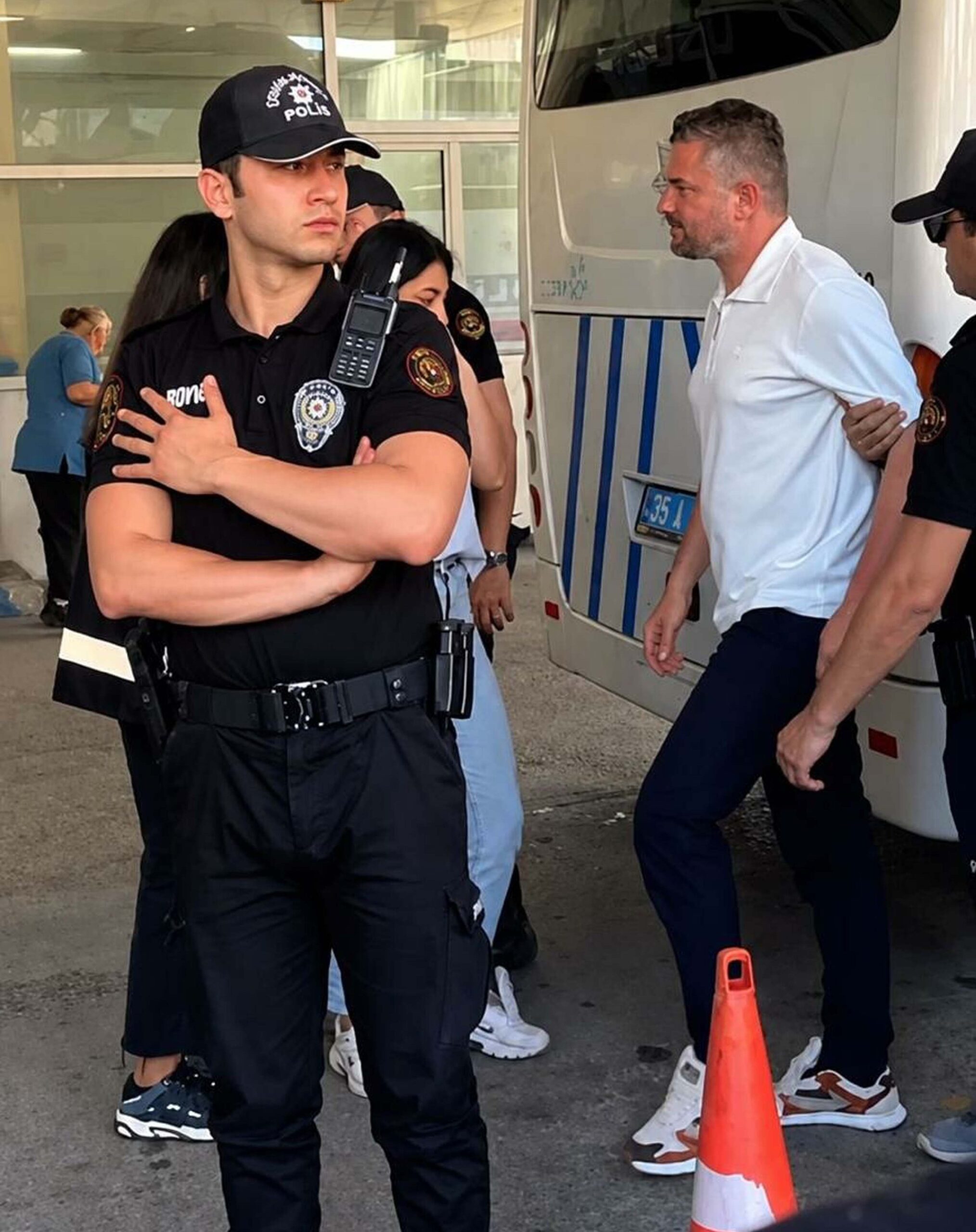Buca Belediyesi'ne operasyonda gelişme