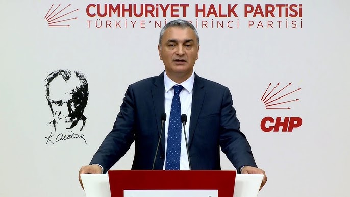 Kemal Kılıçdaroğlu yönetiminin Parti Sözcüsü Müslim Sarı, Özgür Özel'in yarınki
