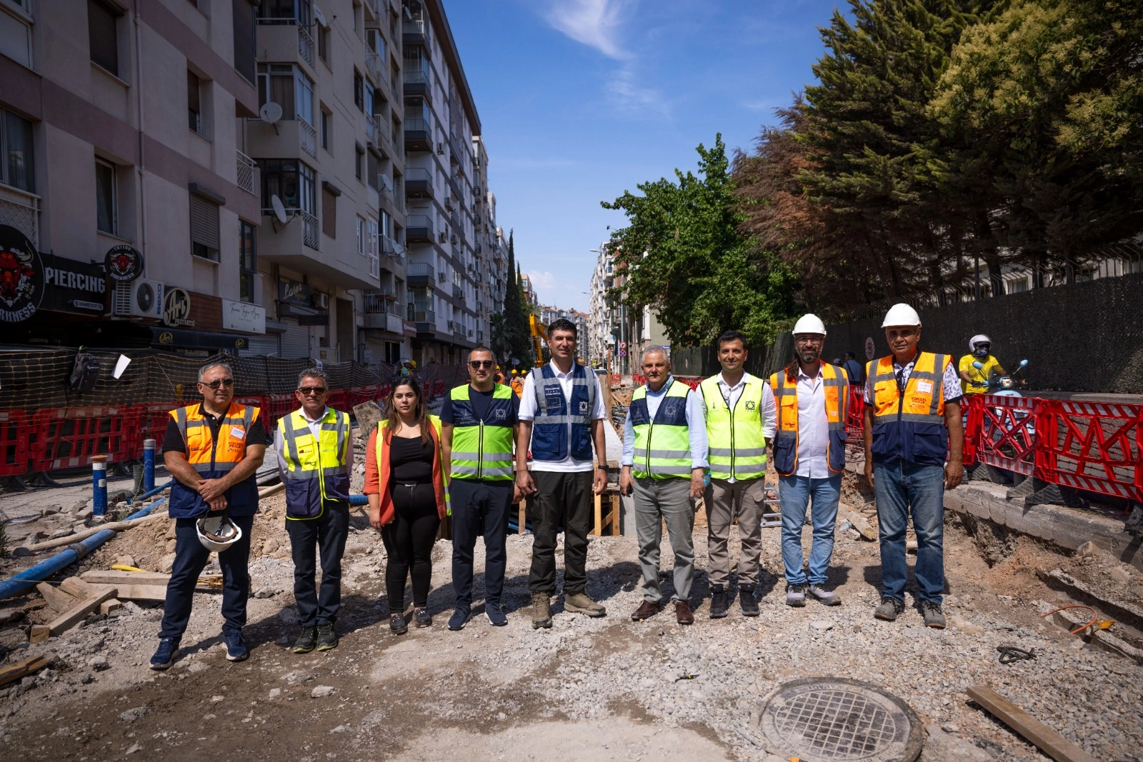 İzmir’in kronik çilesi tarihe gömülüyor! 3 milyar liralık alt yapı dönüşümü