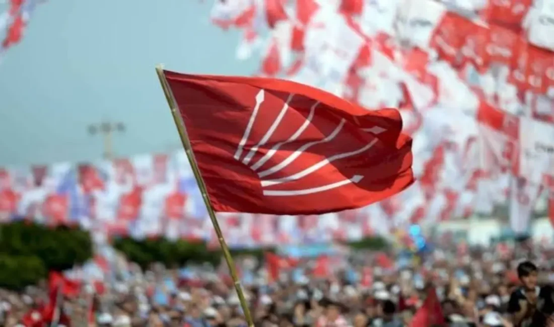 İzmir Büyükşehir Belediye Başkanı Dr. Cemil Tugay ve meclis üyelerinin