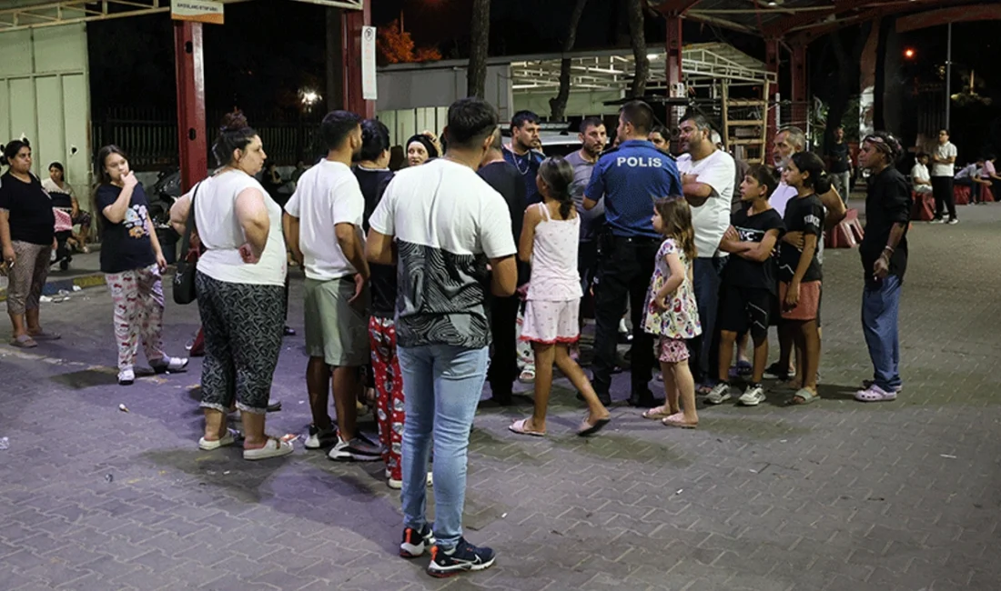 İzmir’in Konak ilçesinde bir evde çıkan tartışmada 9 yerinden bıçaklanan