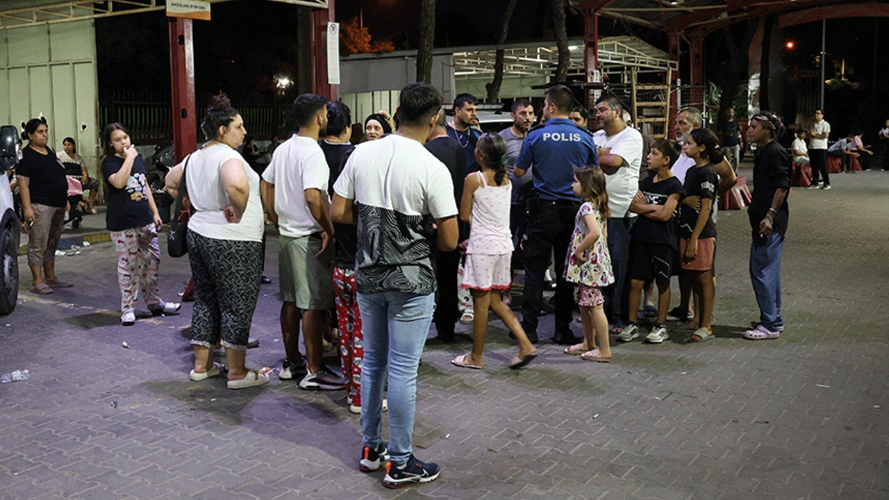 İzmir’in Konak ilçesinde bir evde çıkan tartışmada 9 yerinden bıçaklanan