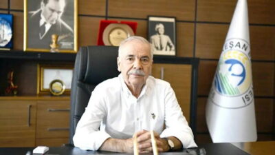Ana muhalefet partisinde mahkeme kararıyla yaşanan yönetim değişikliğinin ardından istifa
