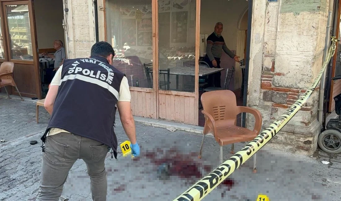 Manisa'nın Kula ilçesinde, aralarında husumet bulunan iki kişi arasında çıkan