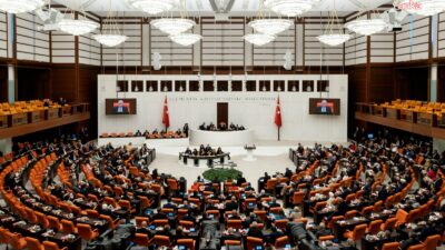 Özgür Özel’e ait üç ayrı dosyanın da bulunduğu 7 milletvekiline