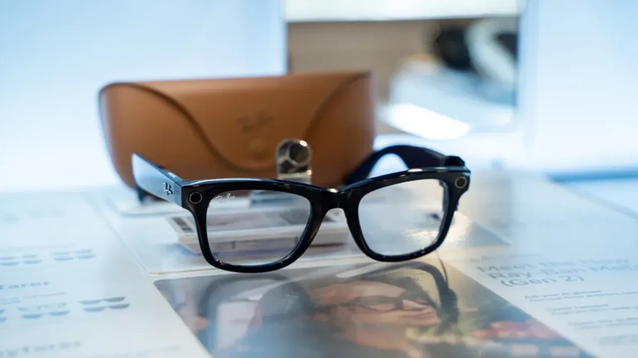Teknoloji dünyası ayakta! Meta'nın Ray-Ban akıllı gözlükleriyle sokaktaki insanların kim