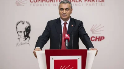 Cumhuriyet Halk Partisi içinde derinleşen yönetim krizinin gölgesinde, Ankara kulislerini
