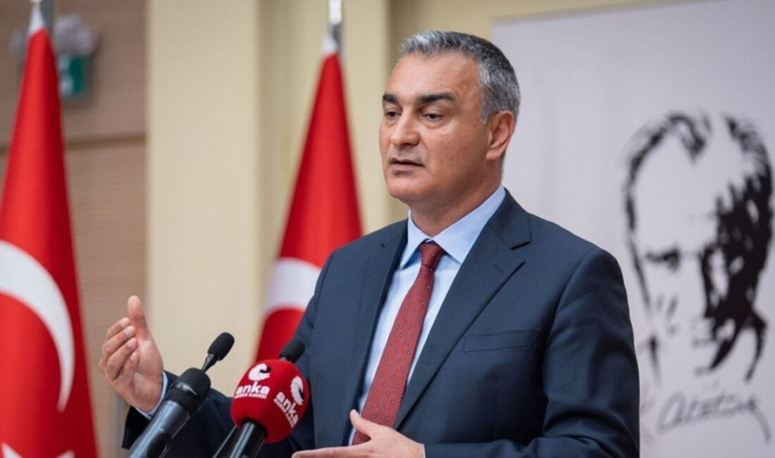 CHP Sözcüsü Müslim Sarı, Balçova ve Seferihisar Belediye Başkanlarının gözaltına