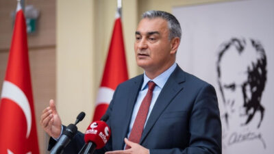 CHP Sözcüsü Müslim Sarı, Balçova ve Seferihisar Belediye Başkanlarının gözaltına