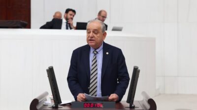 CHP Genel Sekreteri Rıfat Nalbantoğlu, YENİ Parti Genel Başkanı Özgür