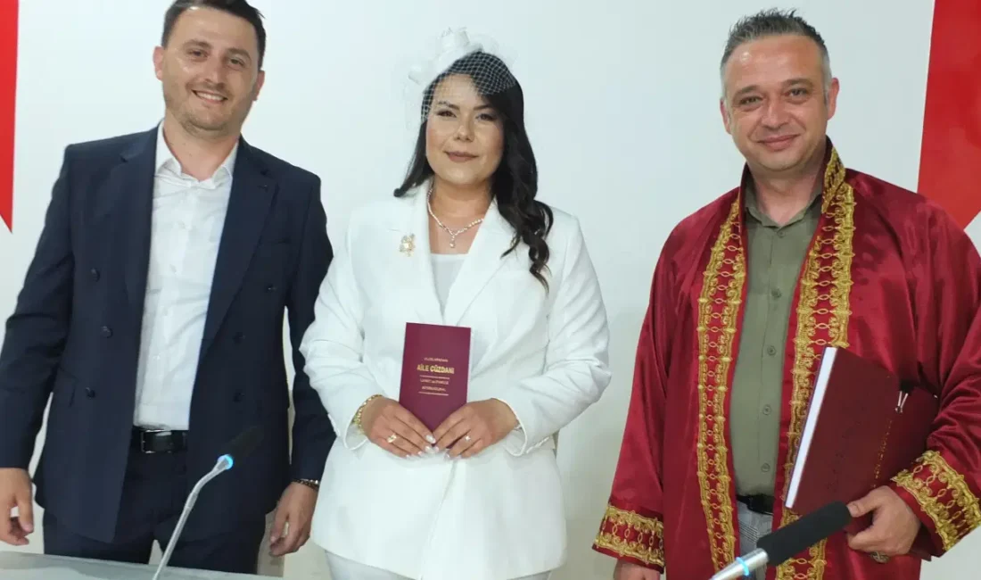 Balıkesir'in Burhaniye ilçesinde evlilik tarihlerini unutulmaz kılmak ve numerolojik olarak